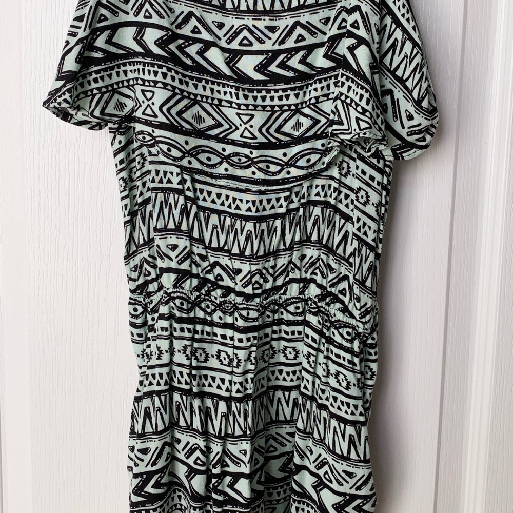 CHARLOTTE RUSSE OPEN BACK ROMPER